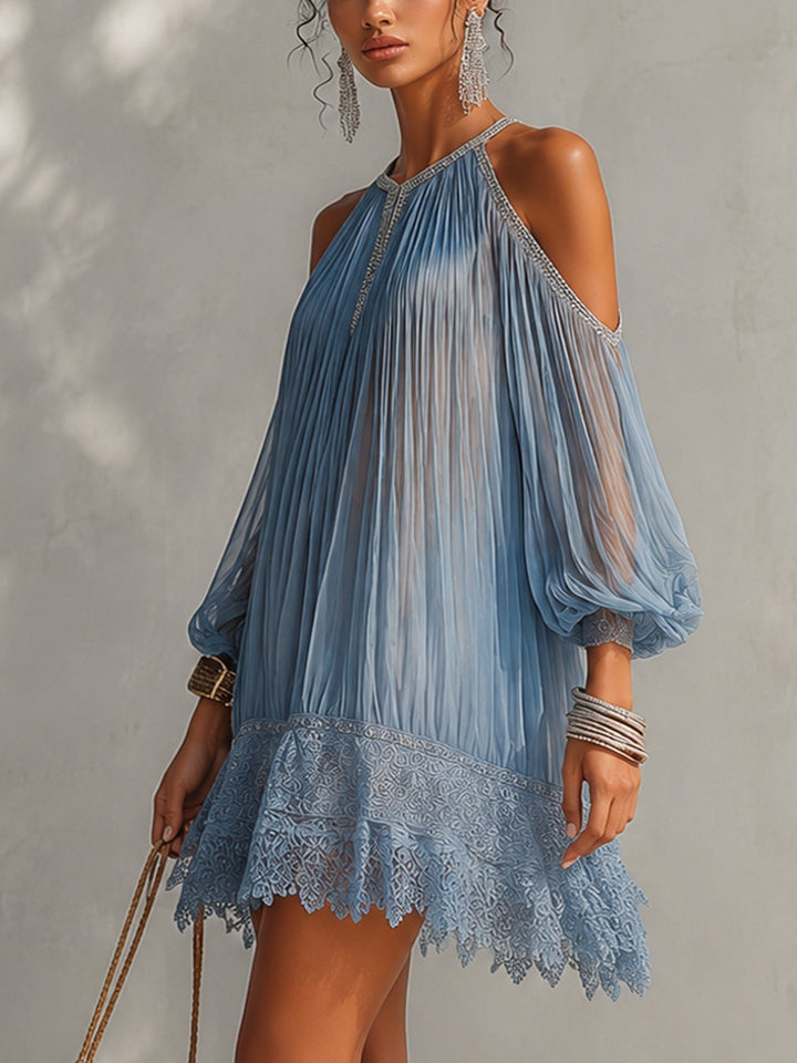 Séraphine | Mini Vestido Azul con Hombros Descubiertos y Acabado de Encaje
