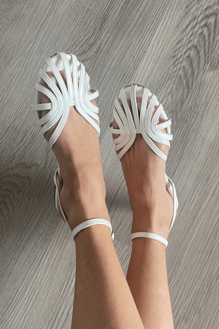 Vittoria | Sandalias Joyas Doradas