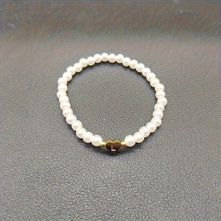 Pulsera Chic con Inicial en Forma de Corazón (A–Z)