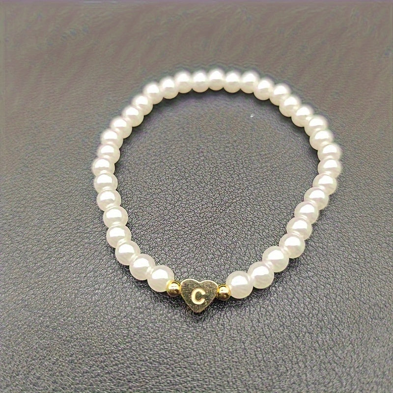 Pulsera Chic con Inicial en Forma de Corazón (A–Z)