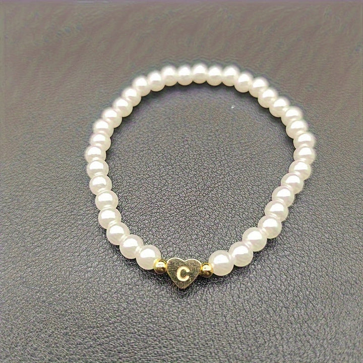 Pulsera Chic con Inicial en Forma de Corazón (A–Z)