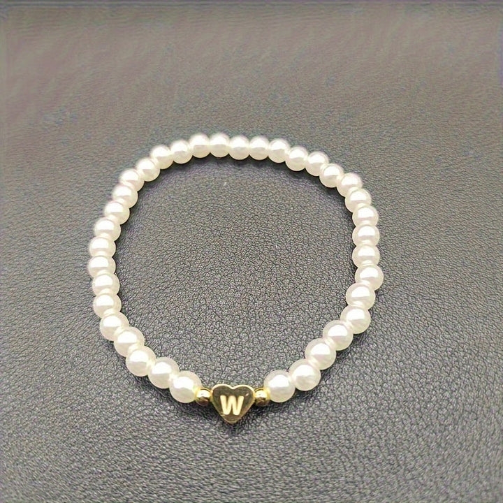 Pulsera Chic con Inicial en Forma de Corazón (A–Z)