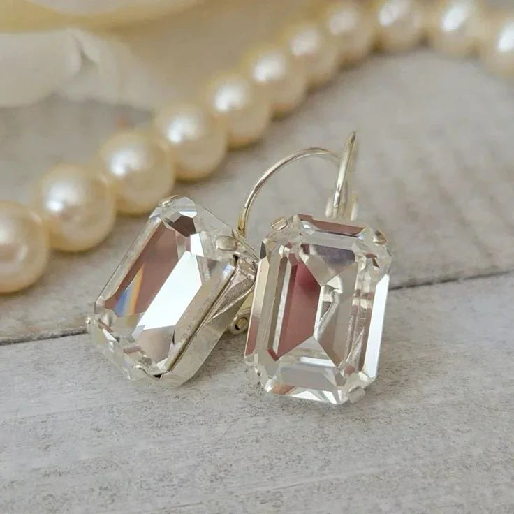 Pendientes de vidrio blanco vintage