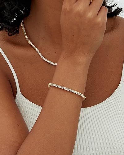 Pulsera de tenis de oro con moissanita