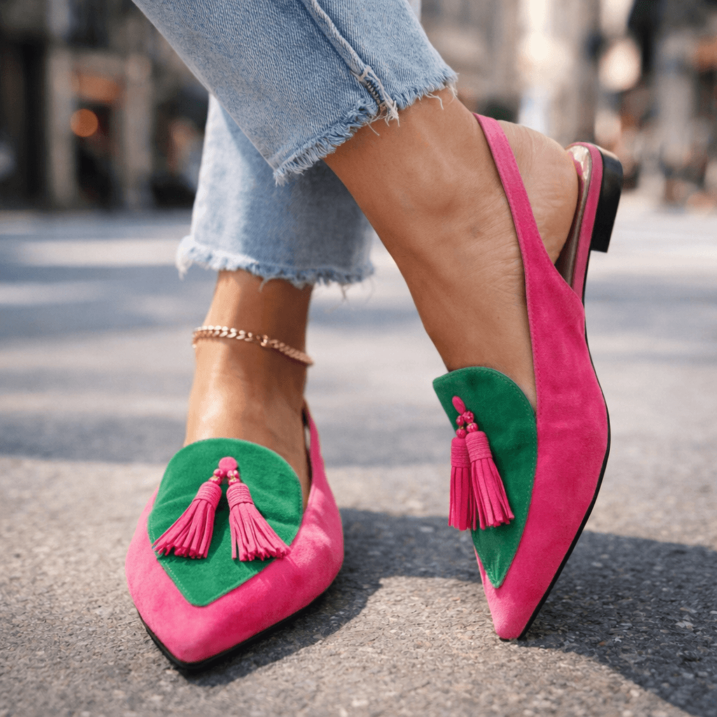 Nexoria - Mules Bicolores Elegantes para Mujeres con Pompones de Moda
