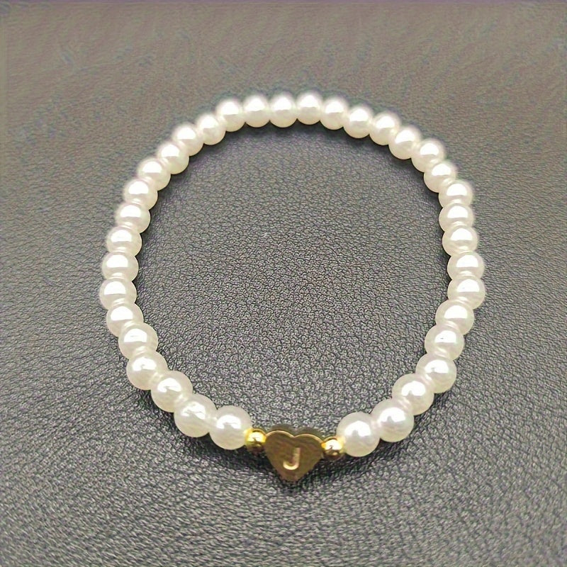 Pulsera Chic con Inicial en Forma de Corazón (A–Z)