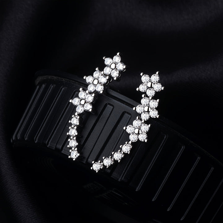 Pendientes atemporales en flores