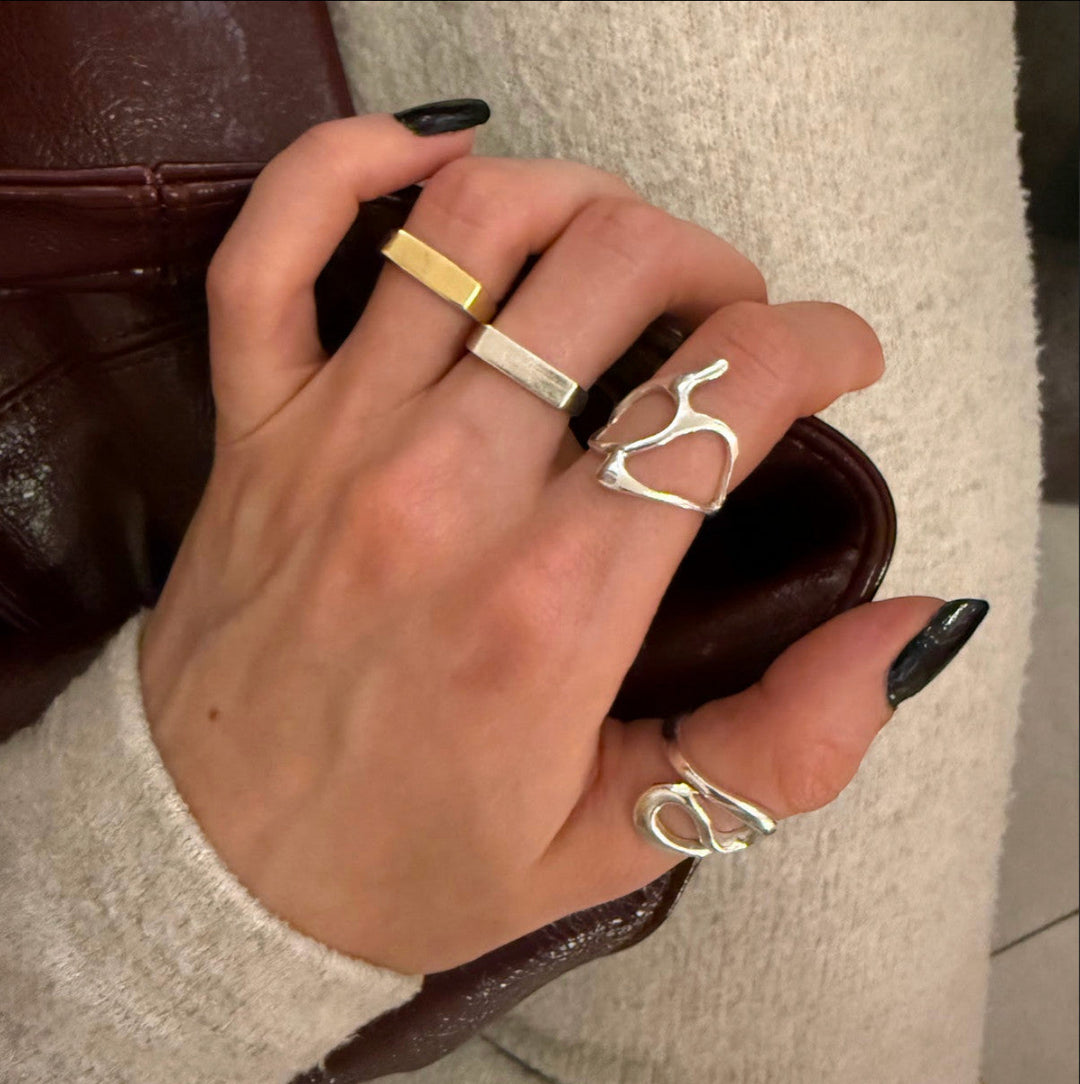 Anillo Sello Riegel Bar en Plata Esterlina 925 hecho a mano