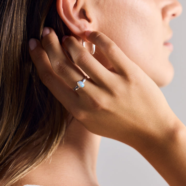 Anillo de Plata Esterlina 925 con Ópalo Etíope Natural