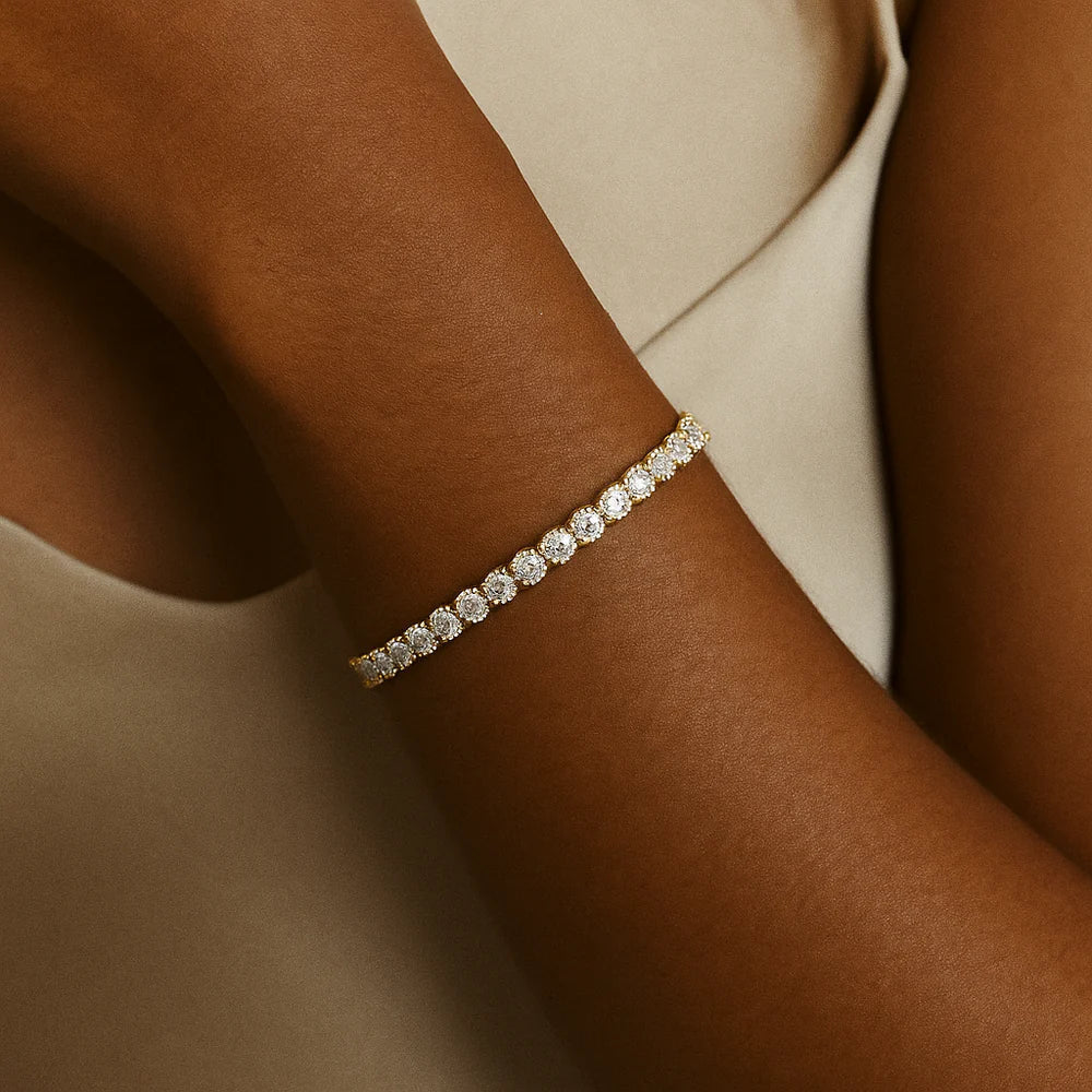Pulsera de tenis de oro con moissanita