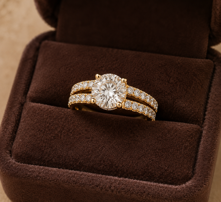 Anillo Dorado Deslumbrante Sophie
