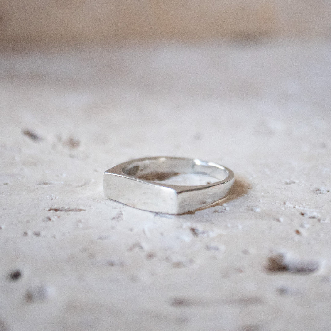 Anillo Sello Riegel Bar en Plata Esterlina 925 hecho a mano