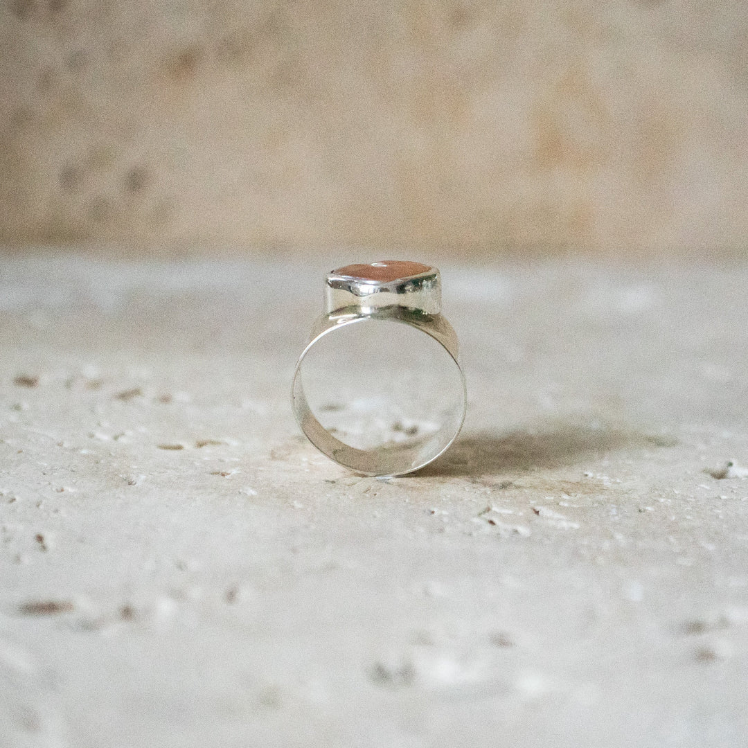 Anillo de sello ancho con corazón de plata esterlina 925 y perla de agua dulce natural - como se vio en Insta