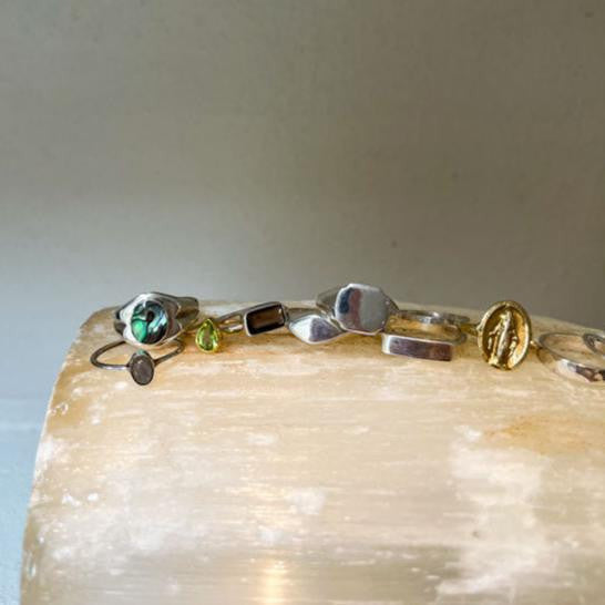 Pequeña anillo de sello en plata esterlina 925 cuadrada hecha a mano