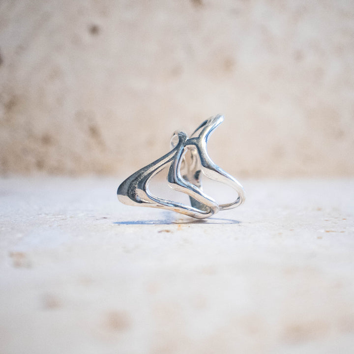 Anillo asimétrico de plata esterlina 925 – hecho a mano y macizo