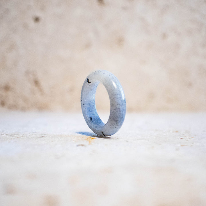 Anillo de Labradorita – Anillo Ovalado Statement en Plata 925