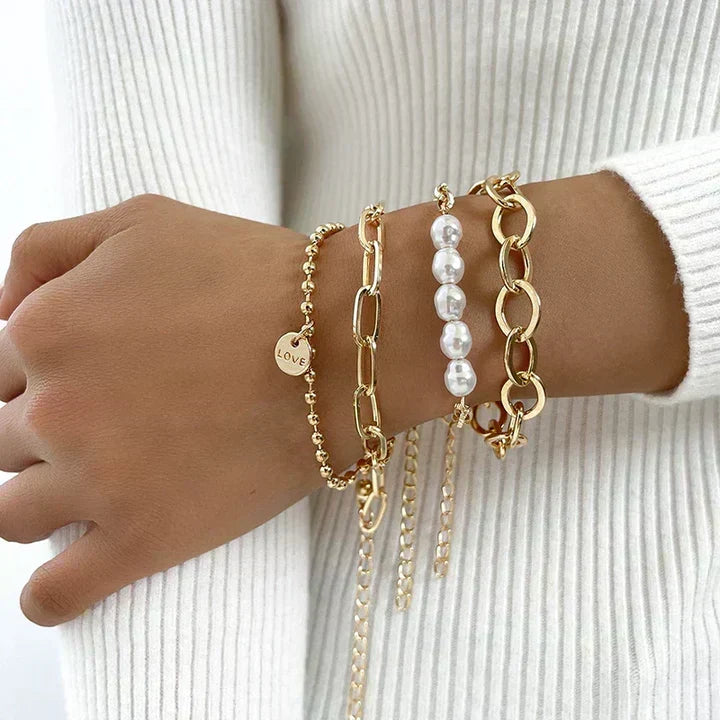 Conjunto de Pulseras de Perlas Doradas