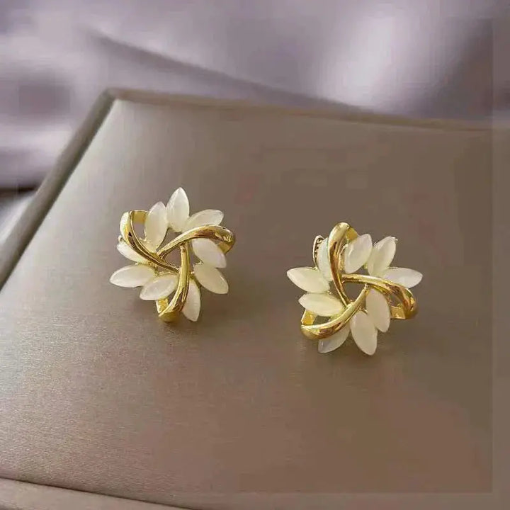 Pendientes Stud Ópalo Blanco