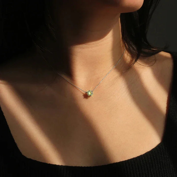 Pendiente Solitario Elegante con Cristal