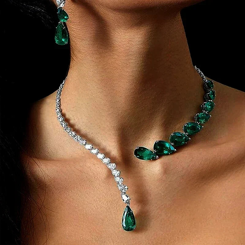 Collar Colgante con Cristal Verde