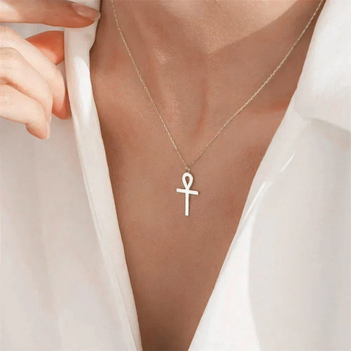 Collar con Colgante Ankh de Oro