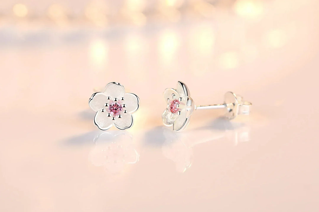 Pendientes en forma de flor con zirconia