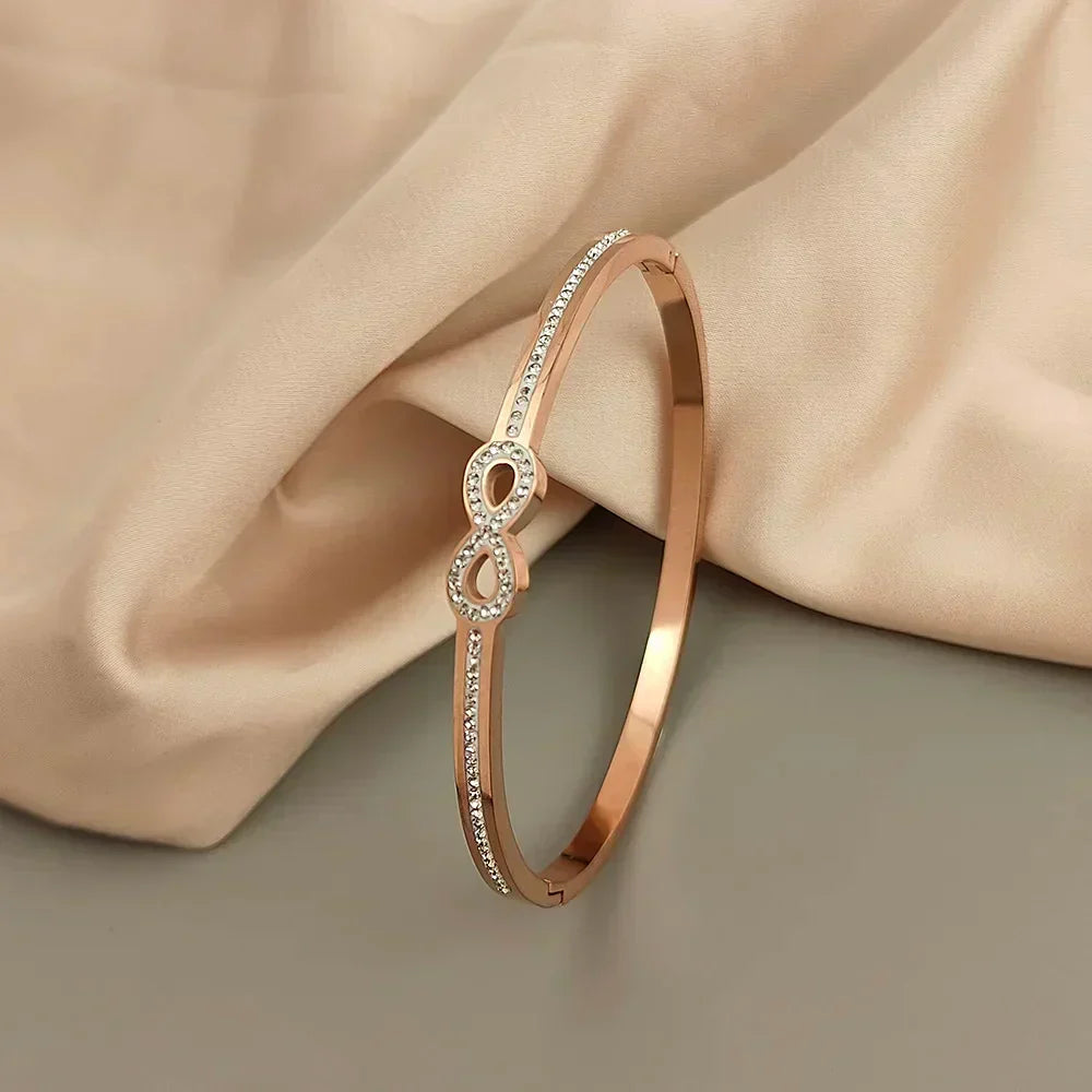 Pulsera Rígida Infinito con Cristales Exclusivos