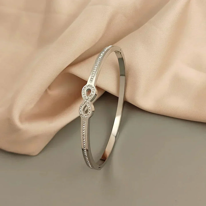 Pulsera Rígida Infinito con Cristales Exclusivos