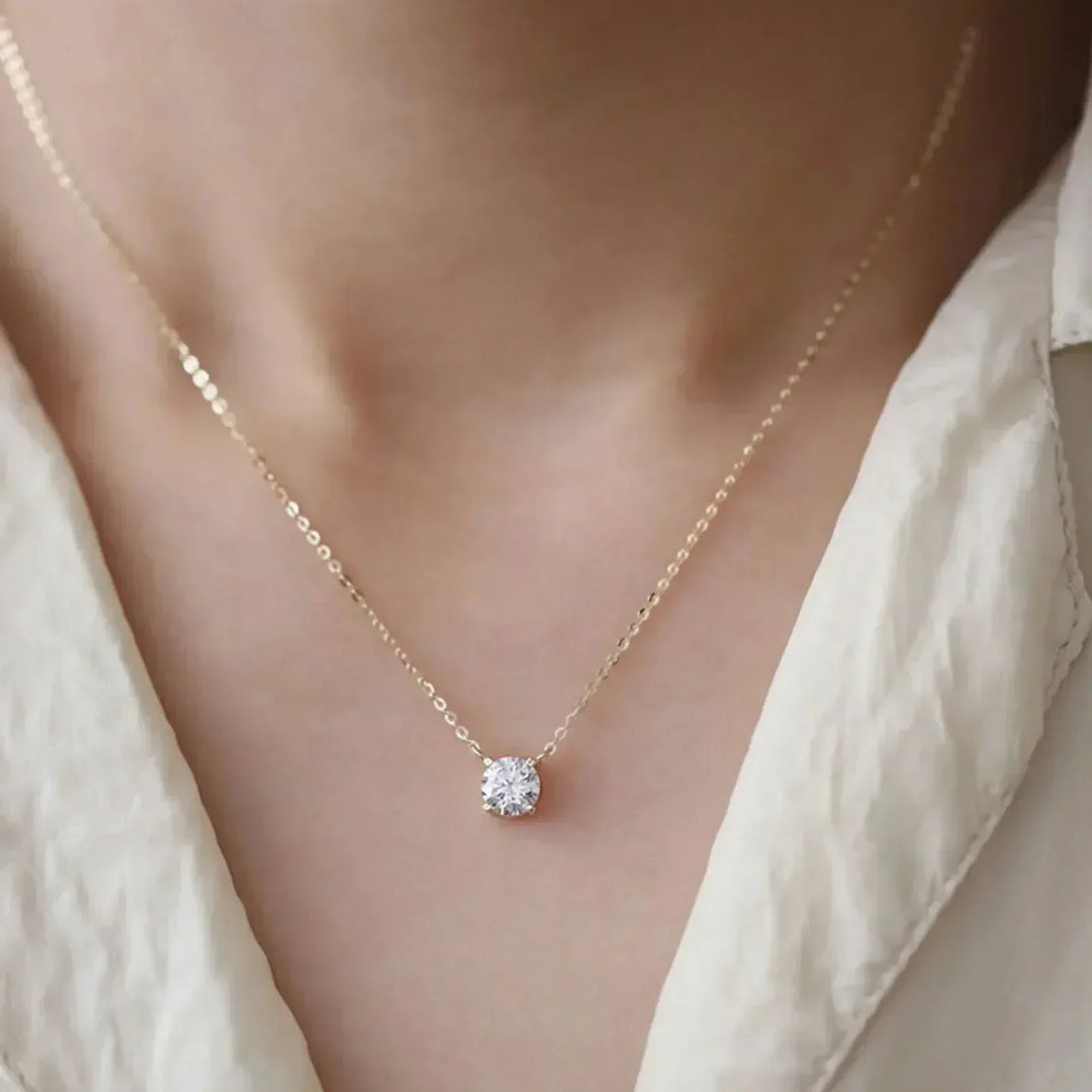 Collar Bañado en Oro con Zircón