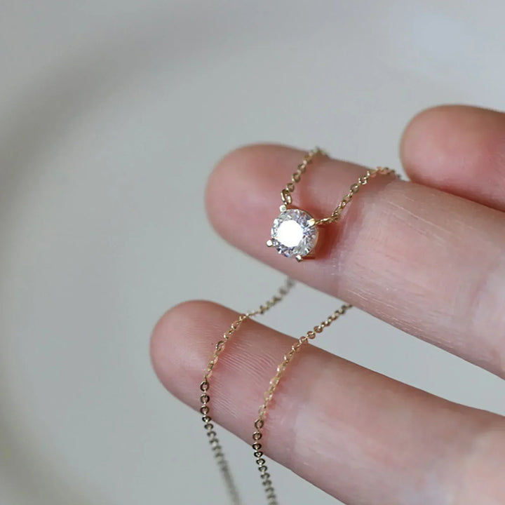 Collar Bañado en Oro con Zircón