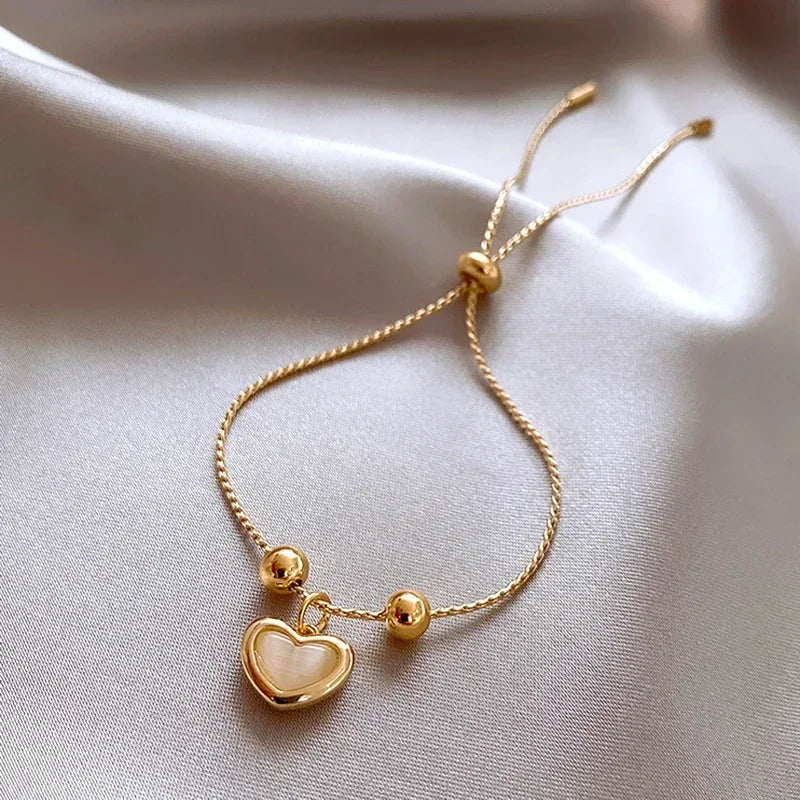 Pulsera en Forma de Corazón en Ópalo Durazno Dorado