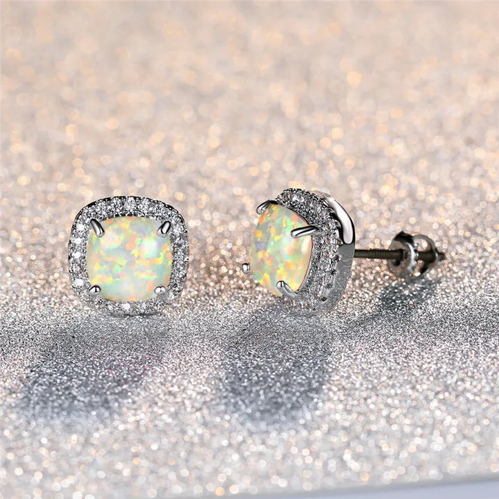Pendientes Elegantes de Plata con Ópalo de Fuego Blanco Redondo