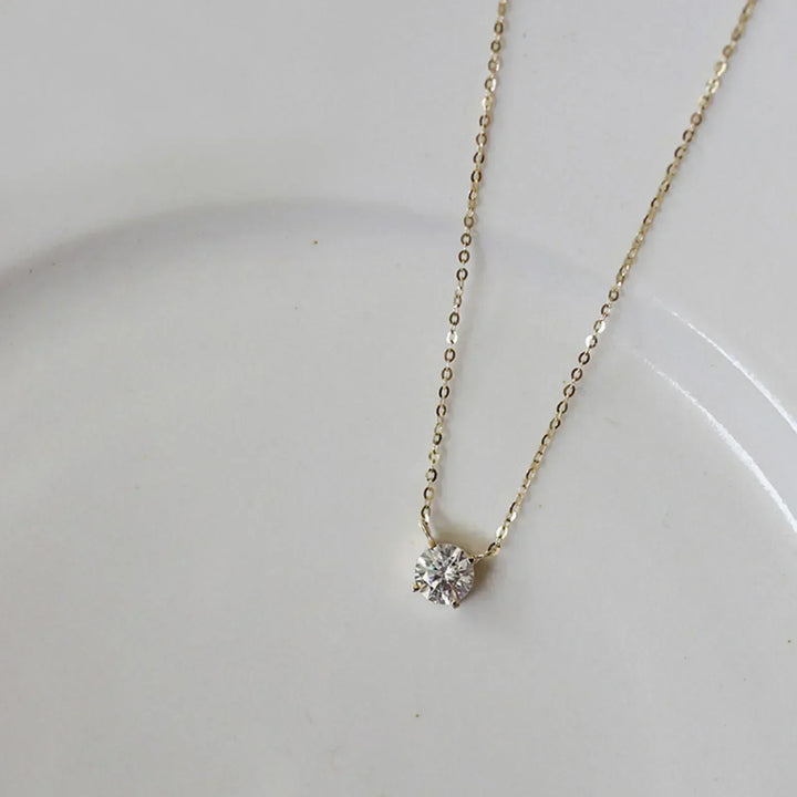 Collar Bañado en Oro con Zircón