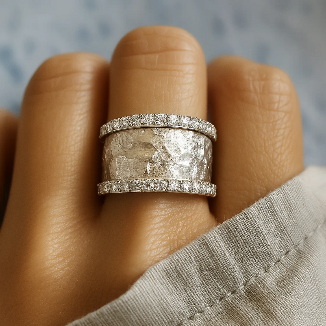 Anillo de Plata Vintage con Circonita