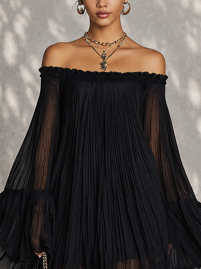 Océane | Mini Vestido Negro con Mangas Acampanadas y Pliegues Descubiertos