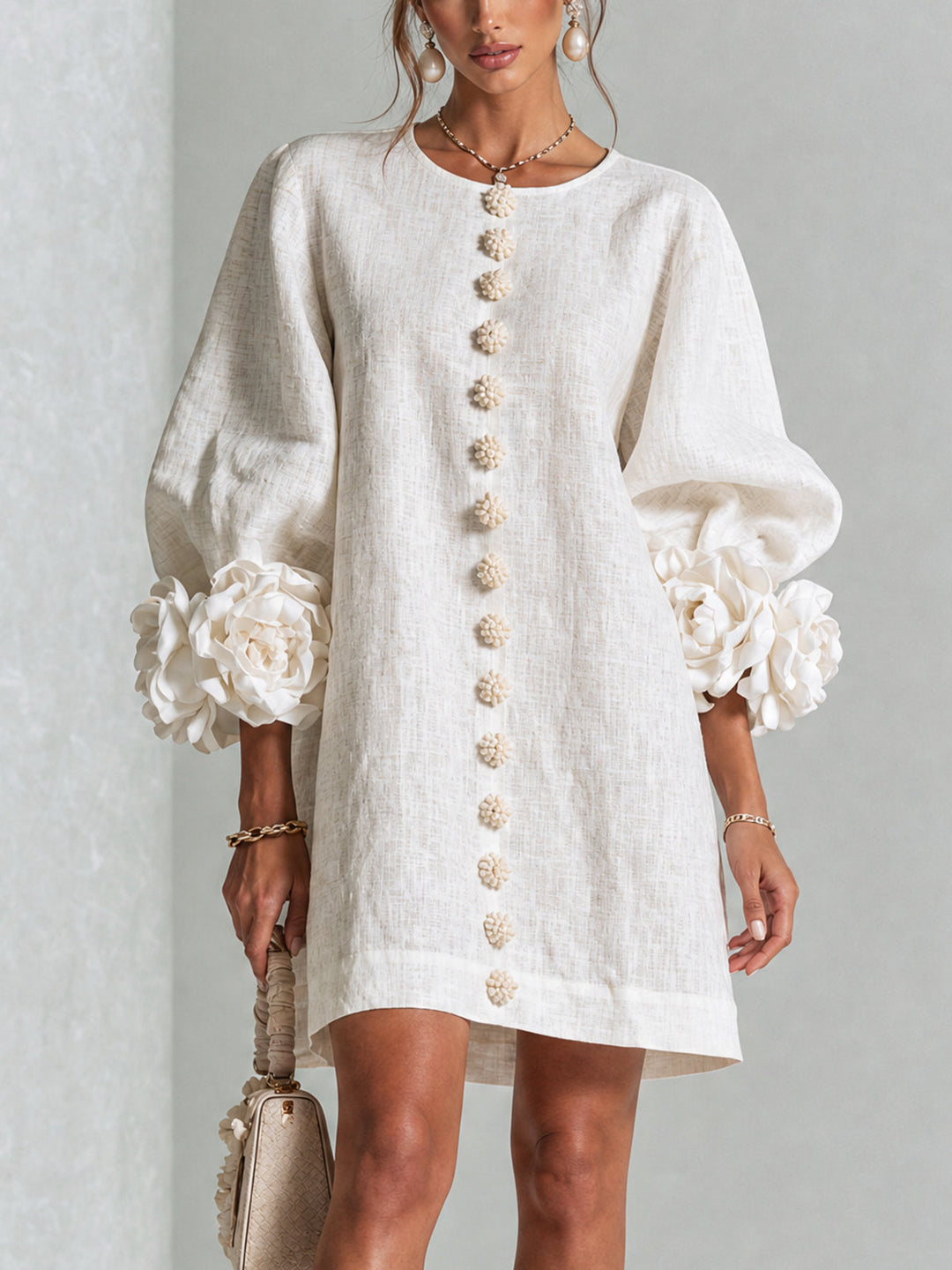 Lola | Vestido mini con estampado floral y cierre de botones