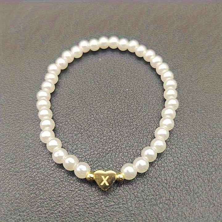 Pulsera Chic con Inicial en Forma de Corazón (A–Z)