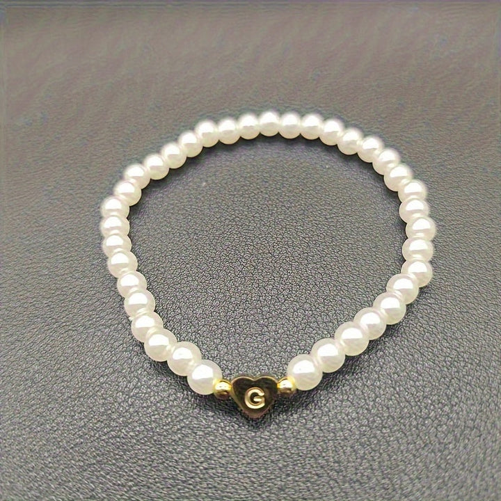 Pulsera Chic con Inicial en Forma de Corazón (A–Z)