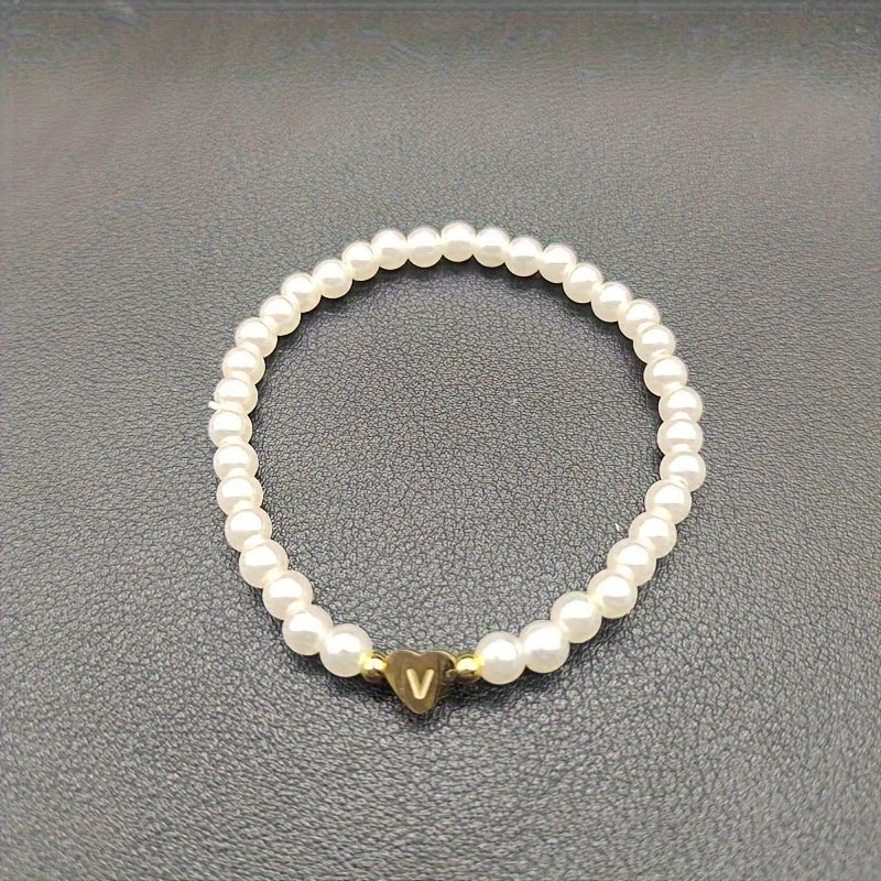 Pulsera Chic con Inicial en Forma de Corazón (A–Z)