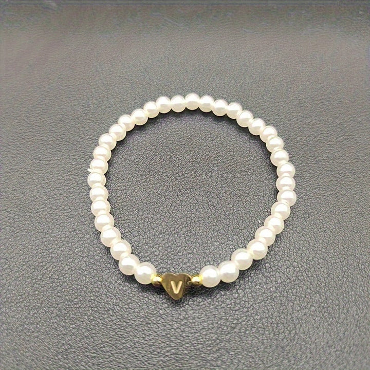 Pulsera Chic con Inicial en Forma de Corazón (A–Z)