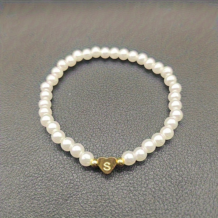 Pulsera Chic con Inicial en Forma de Corazón (A–Z)