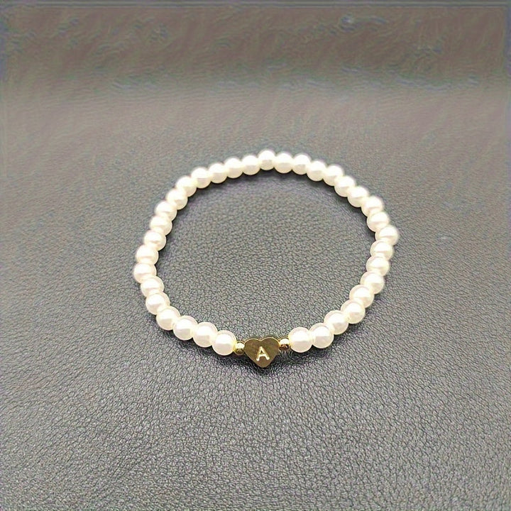 Pulsera Chic con Inicial en Forma de Corazón (A–Z)