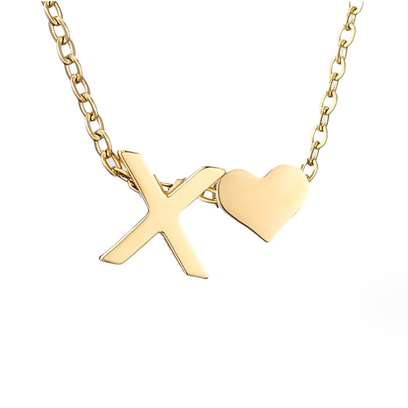 Collar Inicial Intemporal con Colgante de Corazón