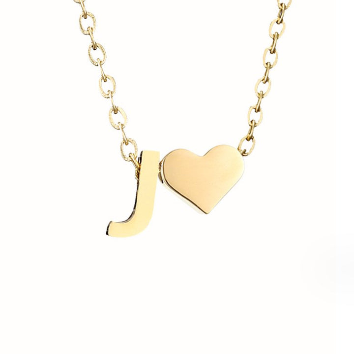 Collar Inicial Intemporal con Colgante de Corazón