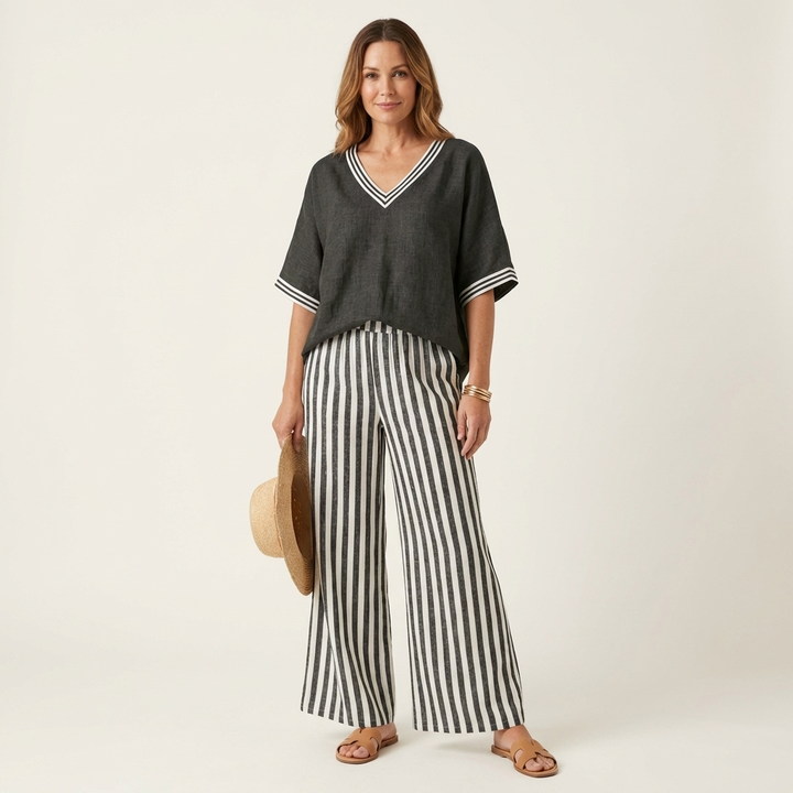 Juliana | Top Varsity de Cuello en V y Conjunto de Pantalón Ancho a Rayas