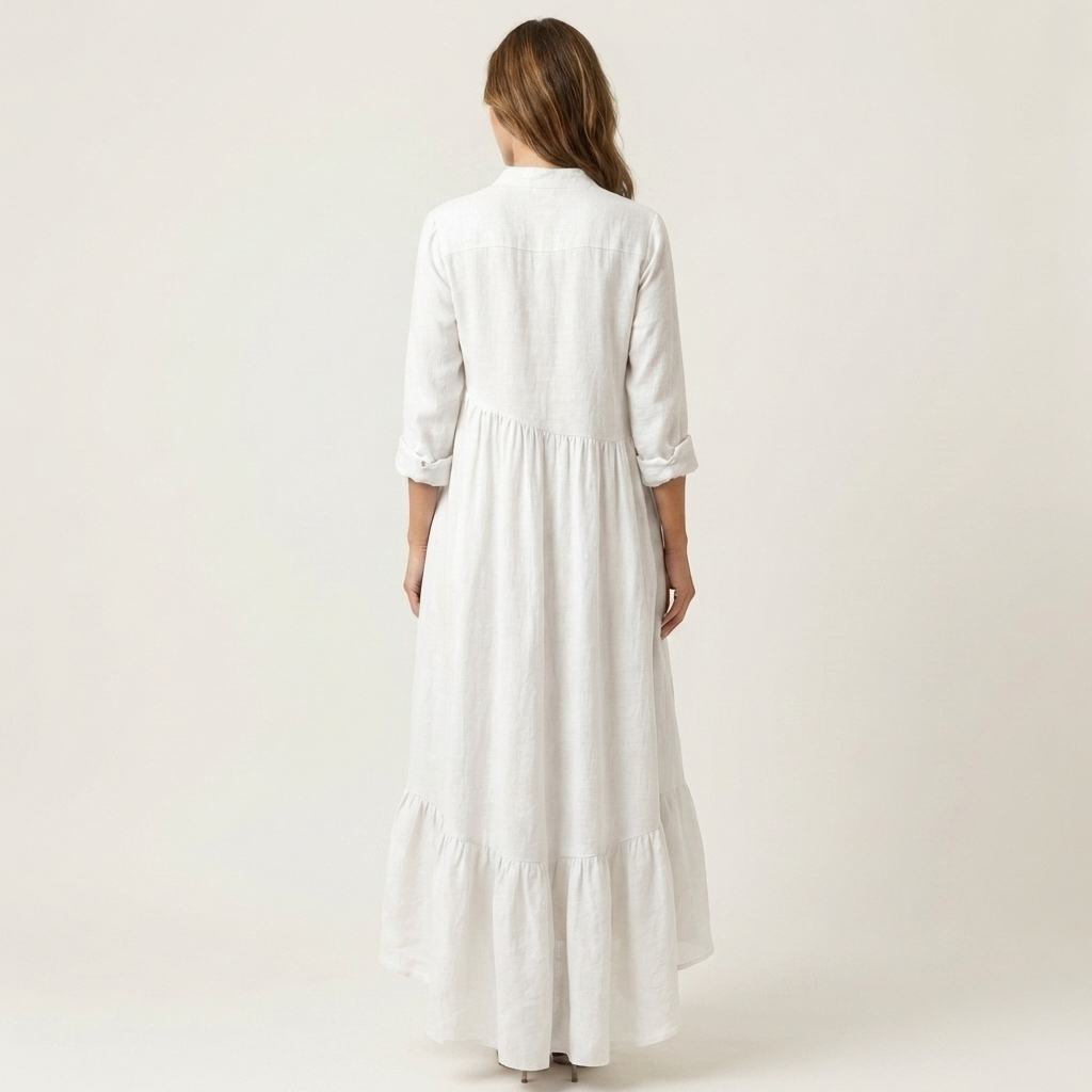 Jilana | Vestido maxi con cuello alto y cierre de botones con volantes en la parte inferior
