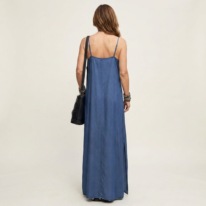 Azure | Maxi Vestido de Denim con Abertura Lateral