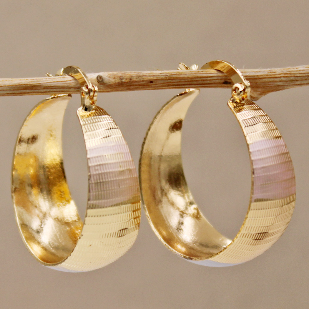 Pendientes de oro de lujo