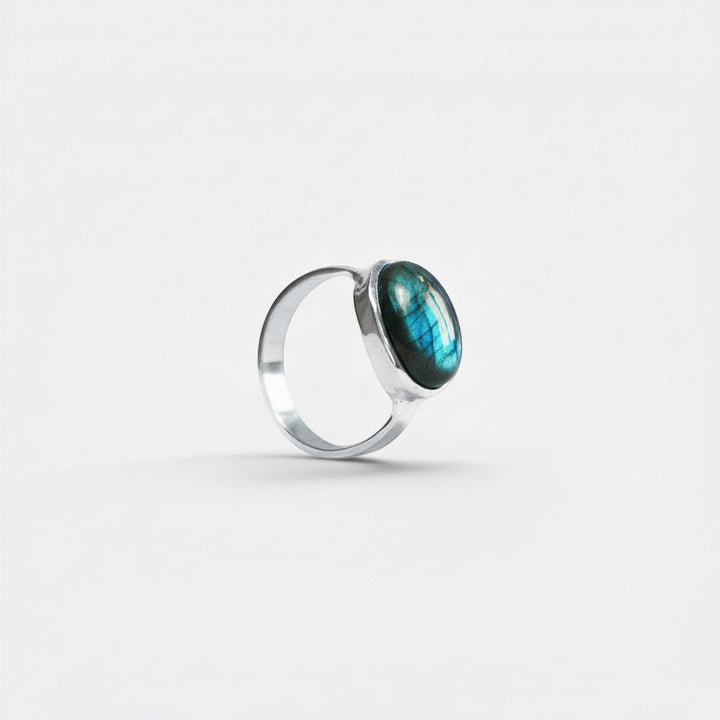 Gran Anillo Ovalado de Labradorita en Plata Esterlina 925