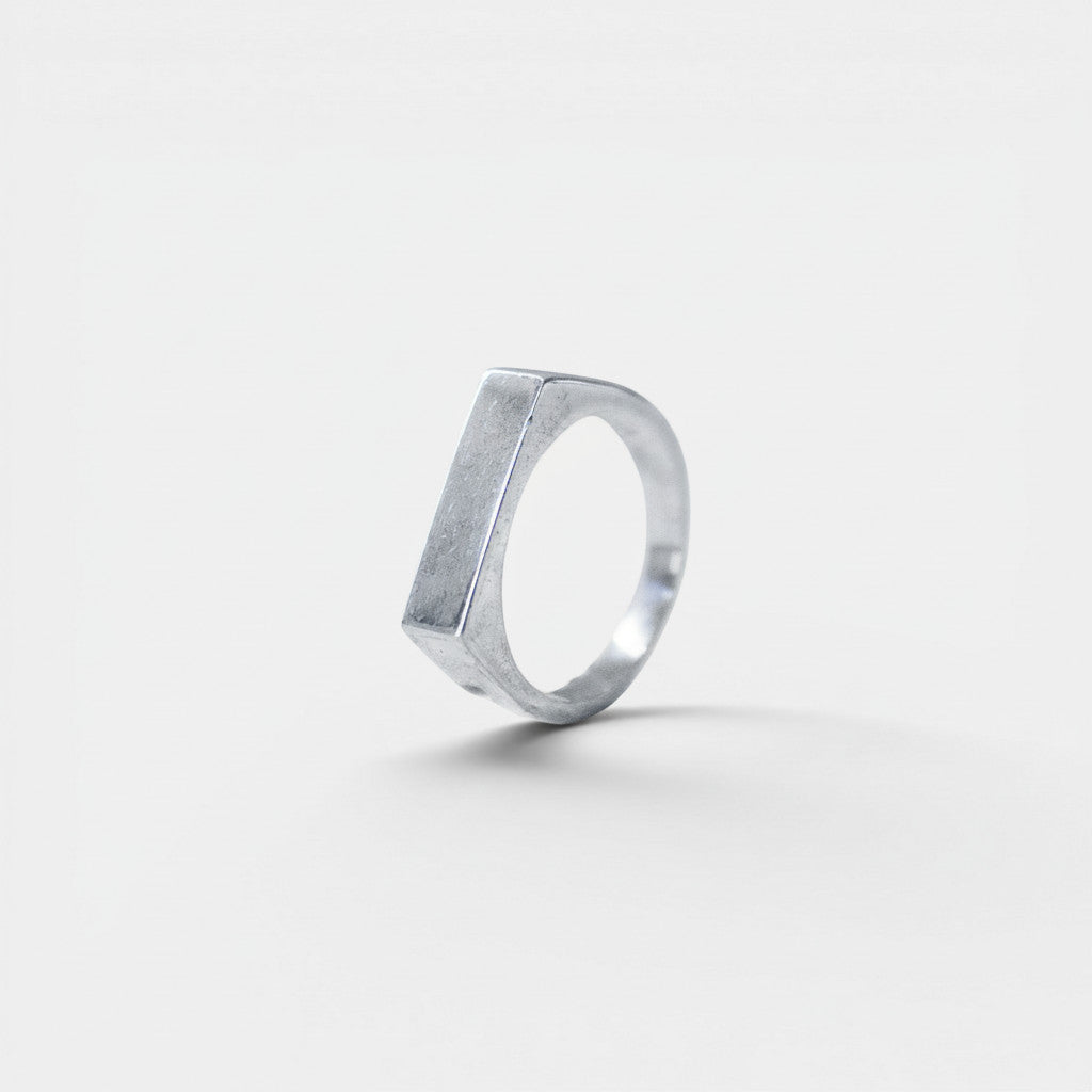 Anillo Sello Riegel Bar en Plata Esterlina 925 hecho a mano